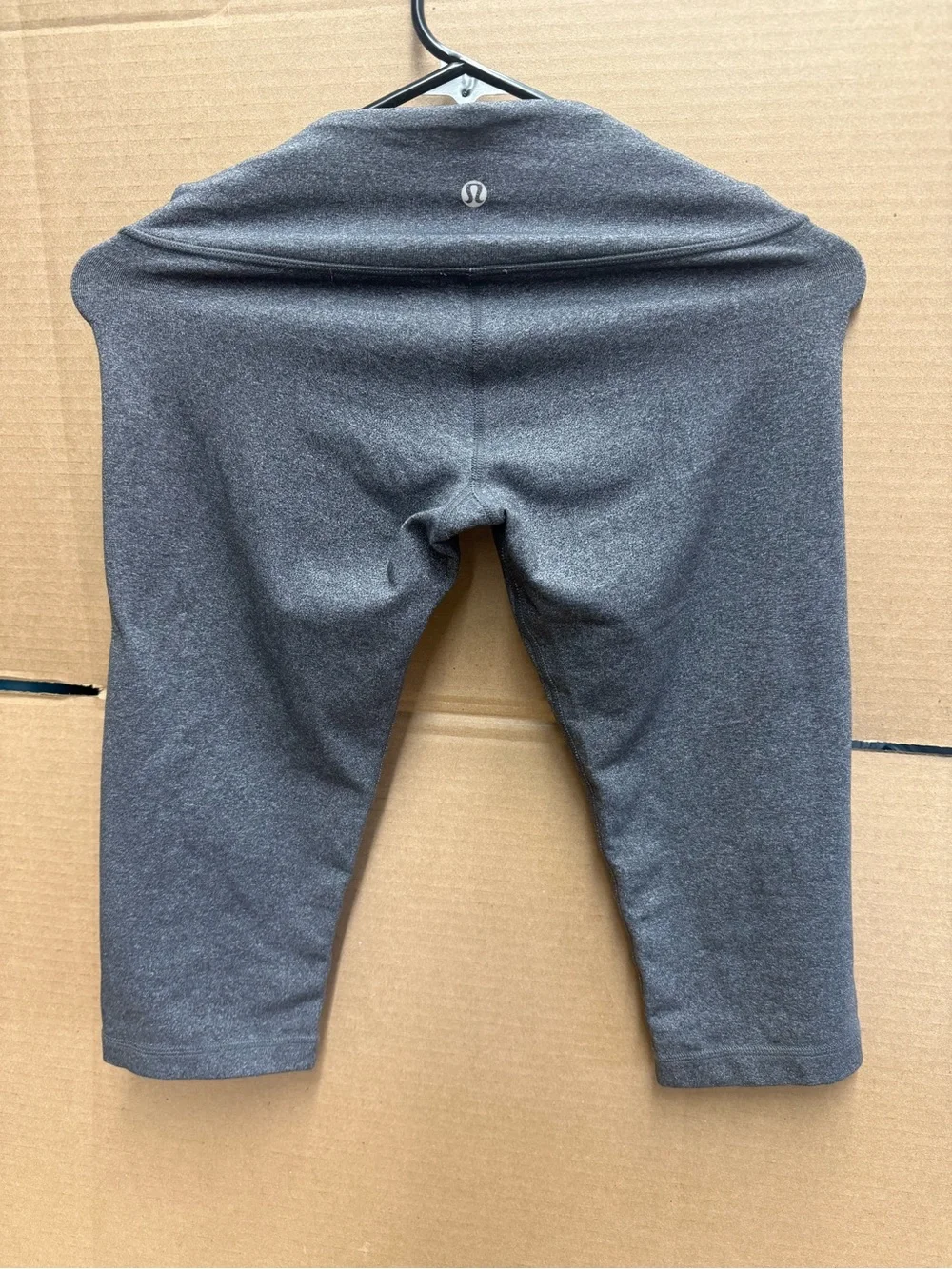 lululemon athletica Heathered Dark Gray Capris
